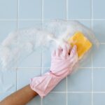 Come preparare un sapone fai da te per pulire le piastrelle del bagno